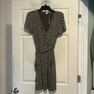 Gap Green Short Sleeve Floral Faux Wrap Dress Size Small